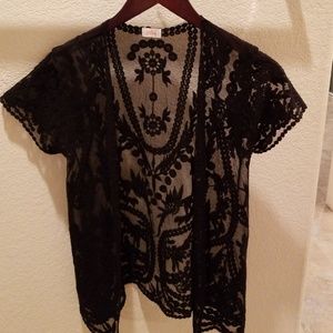 Black patterned kimono